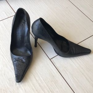 Giuseppe Zanotti black ostrich stamped pumps
